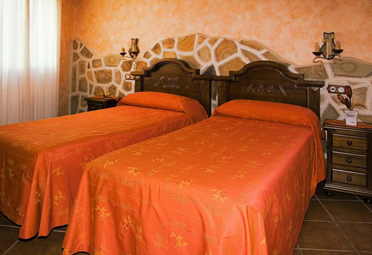 Casa Rural Cristina III San Pablo de los Montes المظهر الخارجي الصورة
